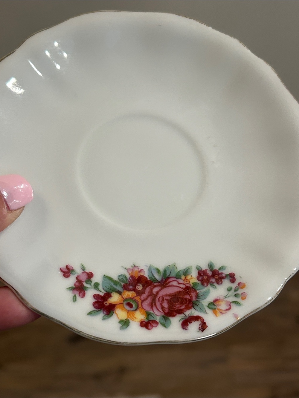 White Floral Porcelain Saucers - Set of 4 - Picture 4 of 5